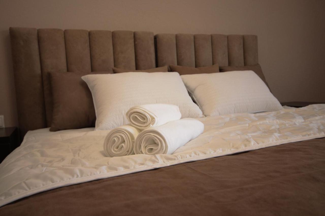 Hillside Guest House Yerevan Bagian luar foto