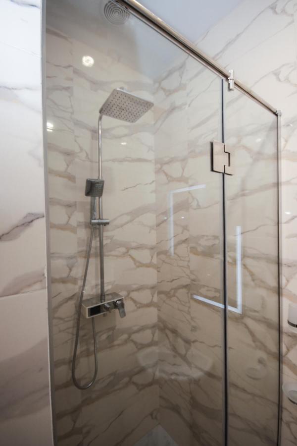 Hillside Guest House Yerevan Bagian luar foto