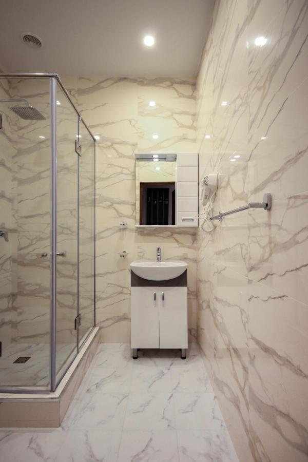 Hillside Guest House Yerevan Bagian luar foto
