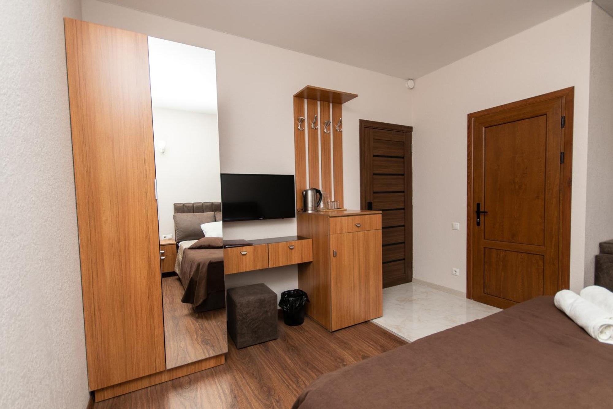 Hillside Guest House Yerevan Bagian luar foto