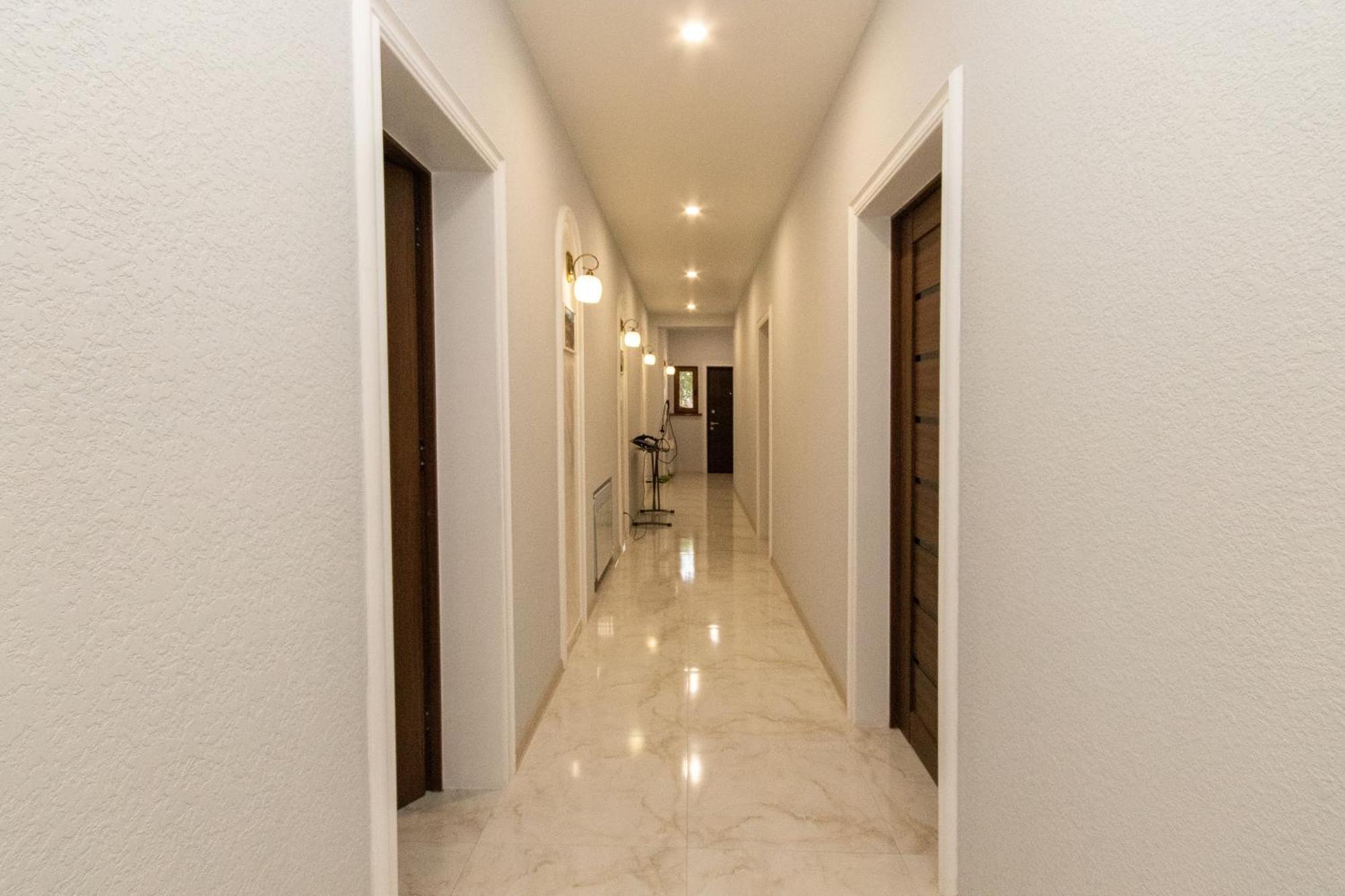 Hillside Guest House Yerevan Bagian luar foto