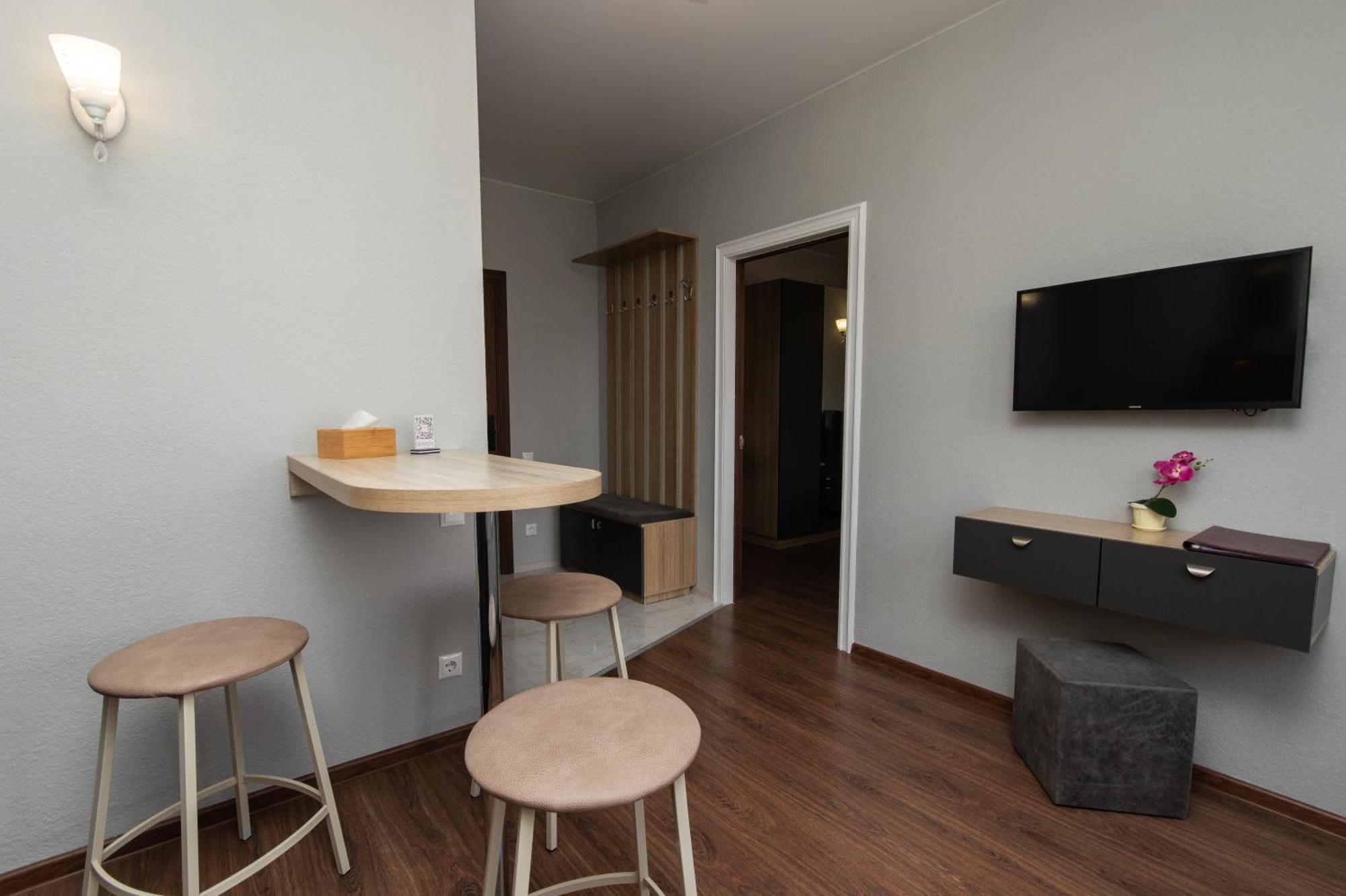 Hillside Guest House Yerevan Bagian luar foto